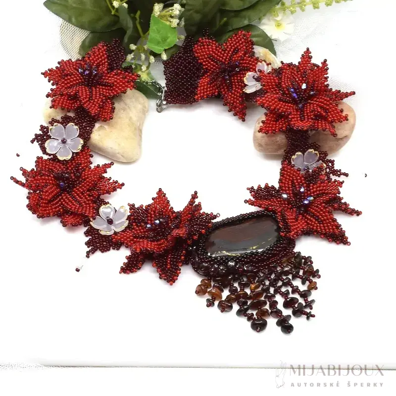 Náhrdelník s jaspisem Brekcie