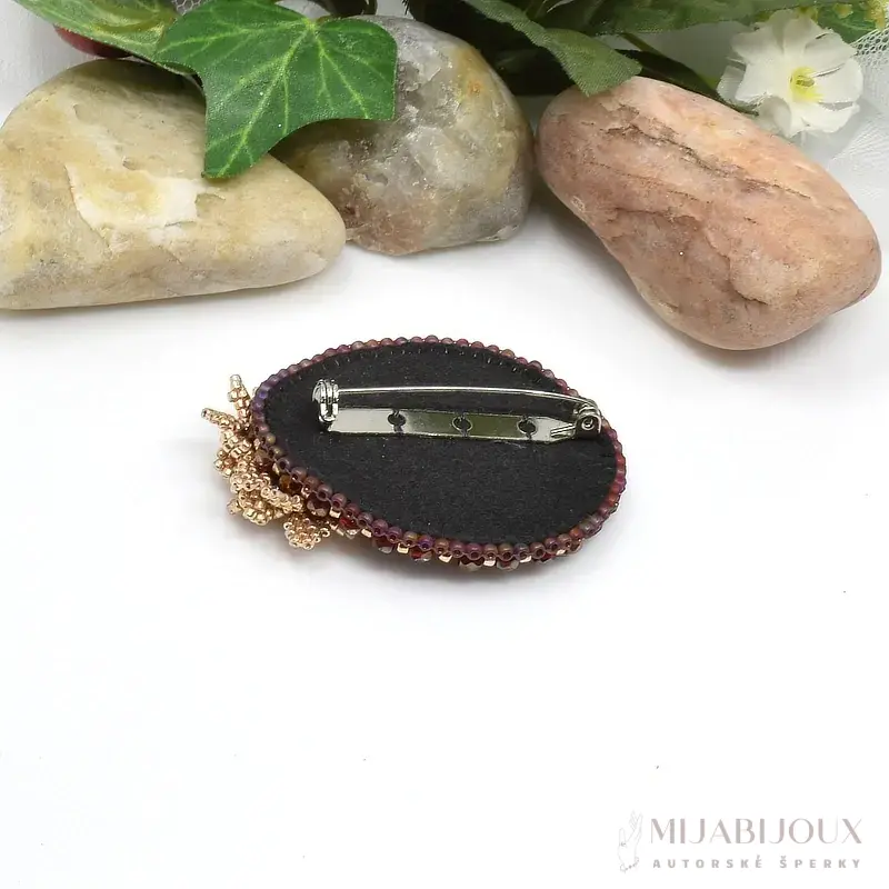 Brož z minerálu růžový achát