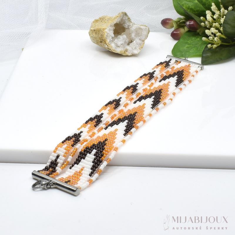 Víceřadý korálkový náramek