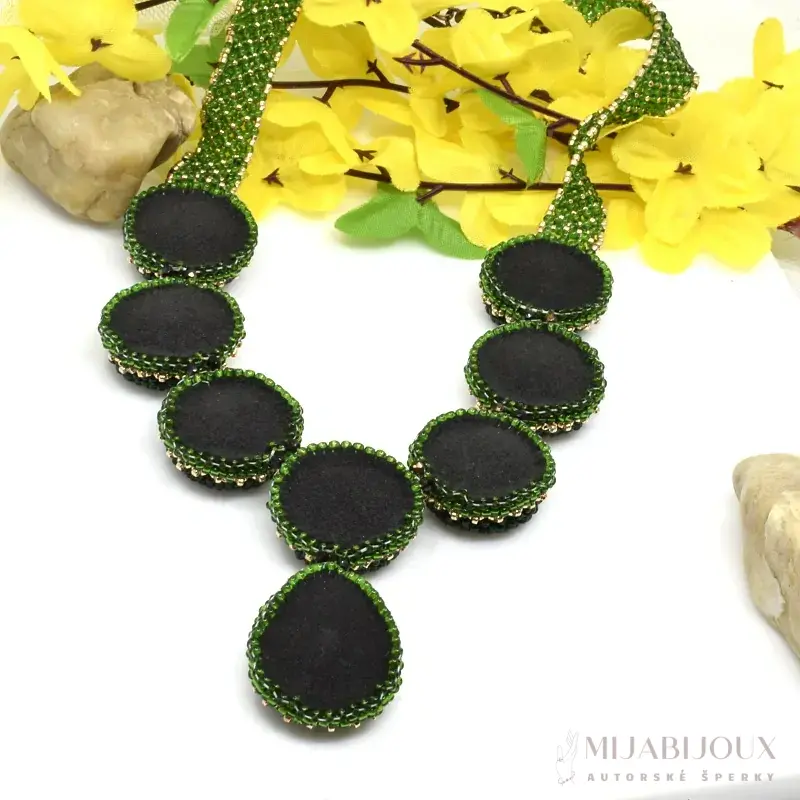 Náhrdelník "Lesní tůň"