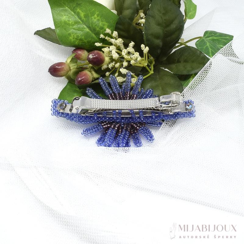 Spona do vlasů modrá kytička